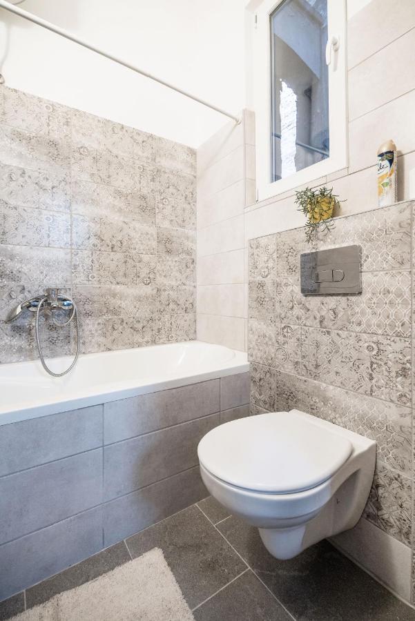 Lovely Studio In The Heart Of بودابست المظهر الخارجي الصورة