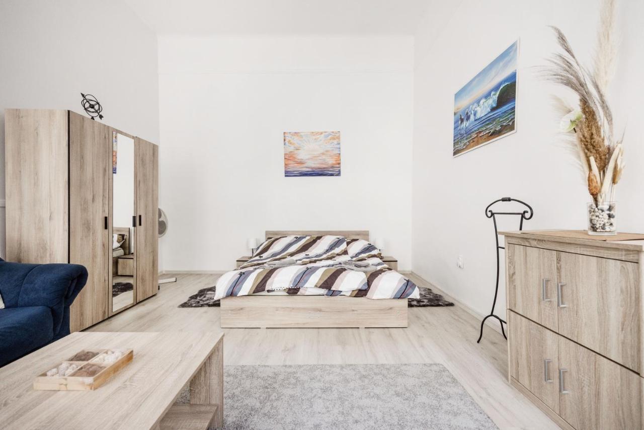 Lovely Studio In The Heart Of بودابست المظهر الخارجي الصورة