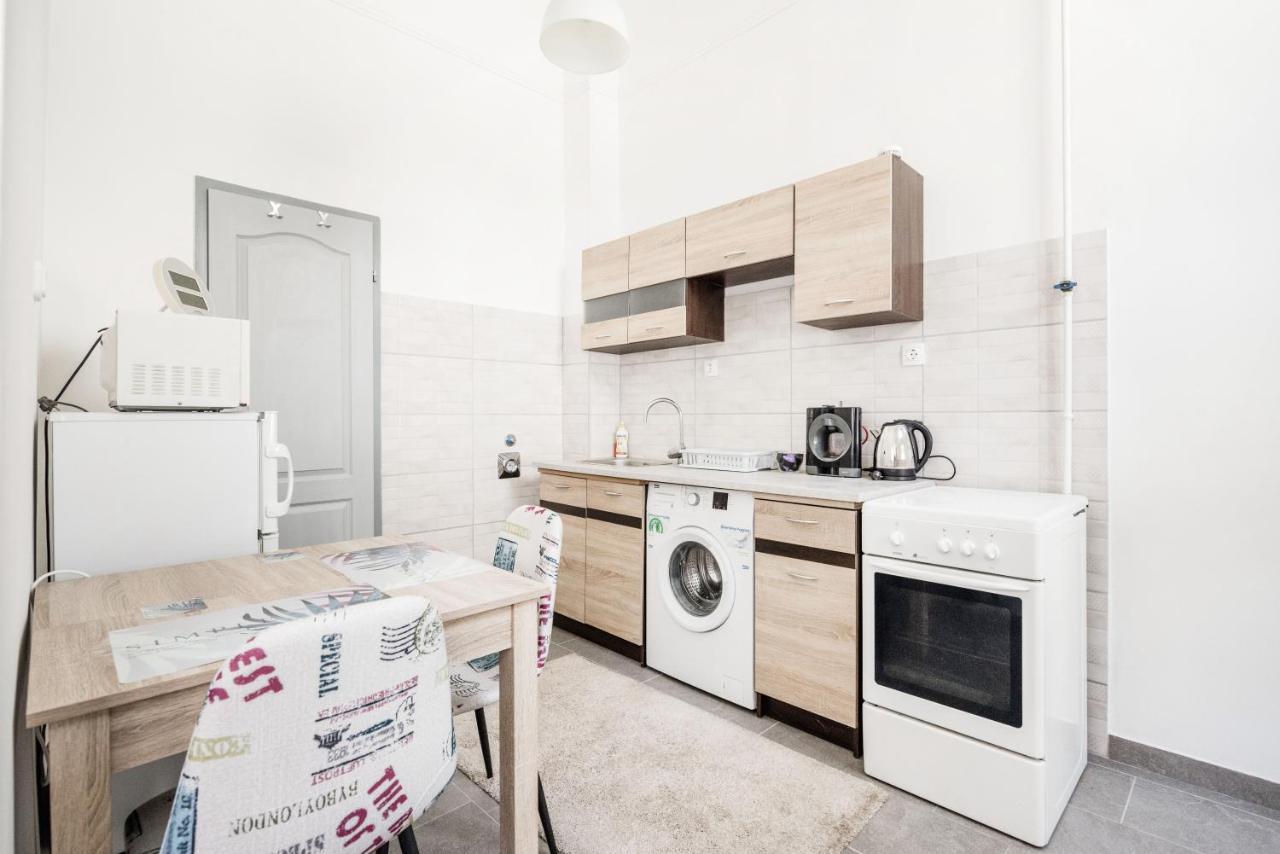 Lovely Studio In The Heart Of بودابست المظهر الخارجي الصورة