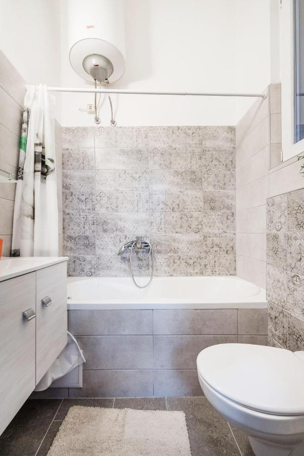 Lovely Studio In The Heart Of بودابست المظهر الخارجي الصورة