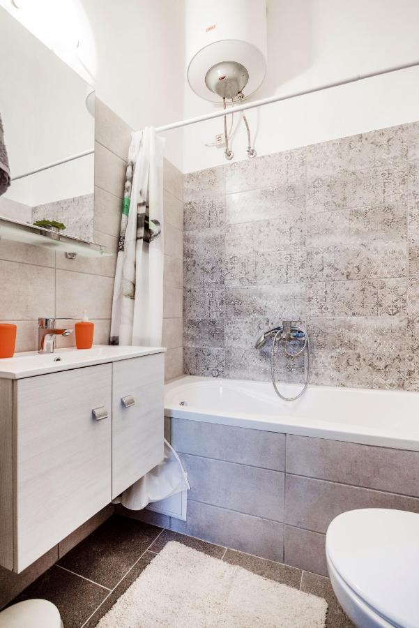 Lovely Studio In The Heart Of بودابست المظهر الخارجي الصورة
